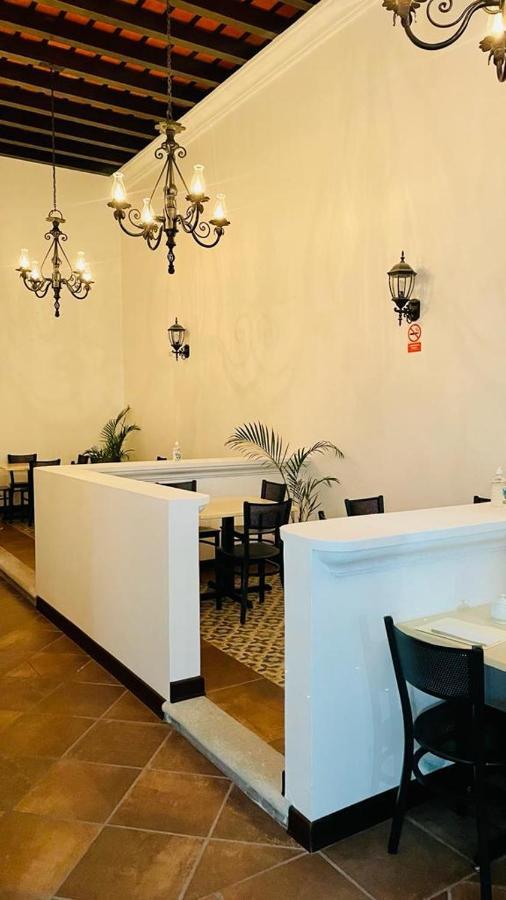 Hotel Posada El Arcangel Антигуа-Гватемала Экстерьер фото