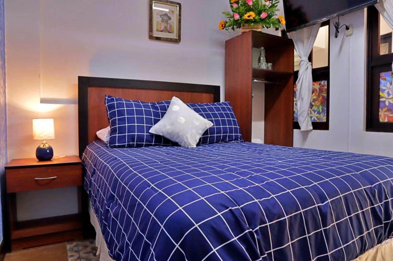 Hotel Posada El Arcangel Антигуа-Гватемала Экстерьер фото