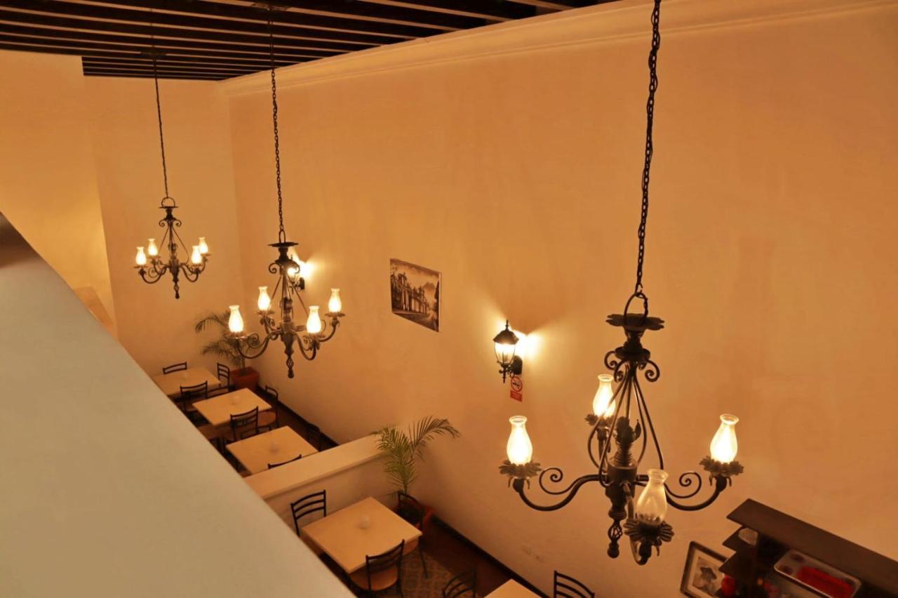 Hotel Posada El Arcangel Антигуа-Гватемала Экстерьер фото