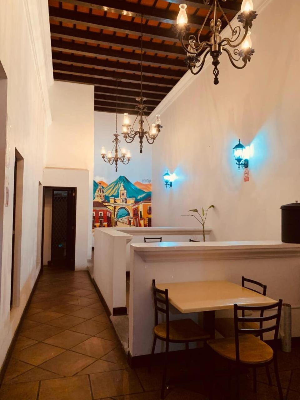 Hotel Posada El Arcangel Антигуа-Гватемала Экстерьер фото
