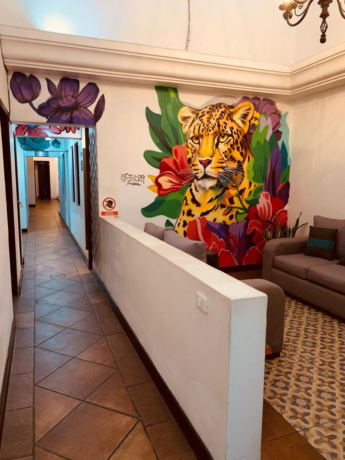 Hotel Posada El Arcangel Антигуа-Гватемала Экстерьер фото