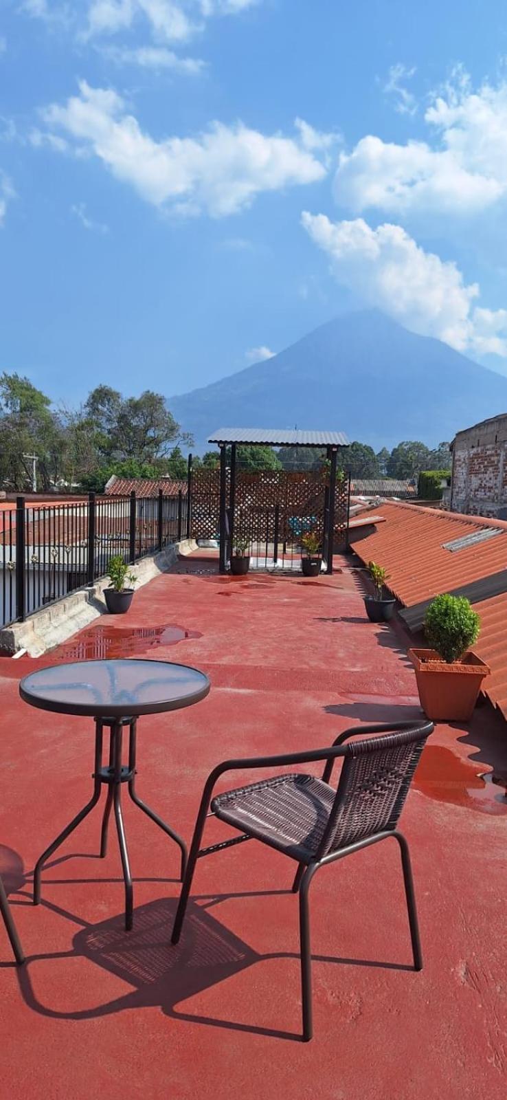 Hotel Posada El Arcangel Антигуа-Гватемала Экстерьер фото